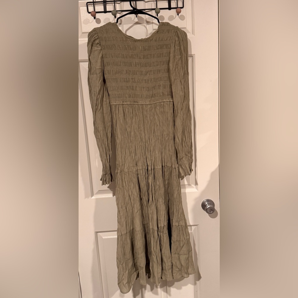 Chic Olive Long Sleeve Dress